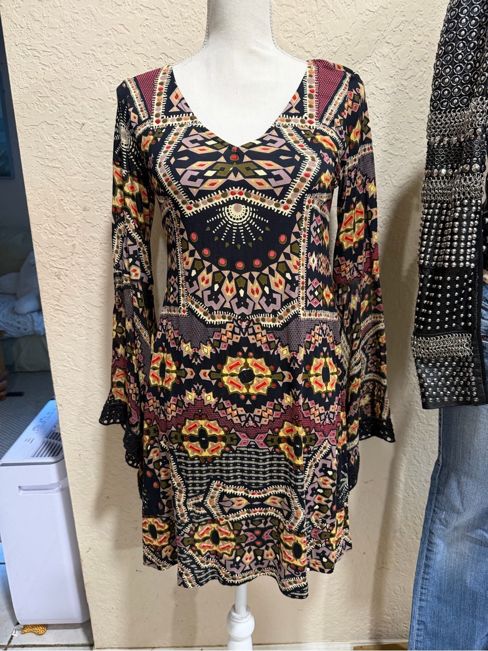 Patrons of peace psychedelic 60s BoHo flare, crocheted sleeve dress xs